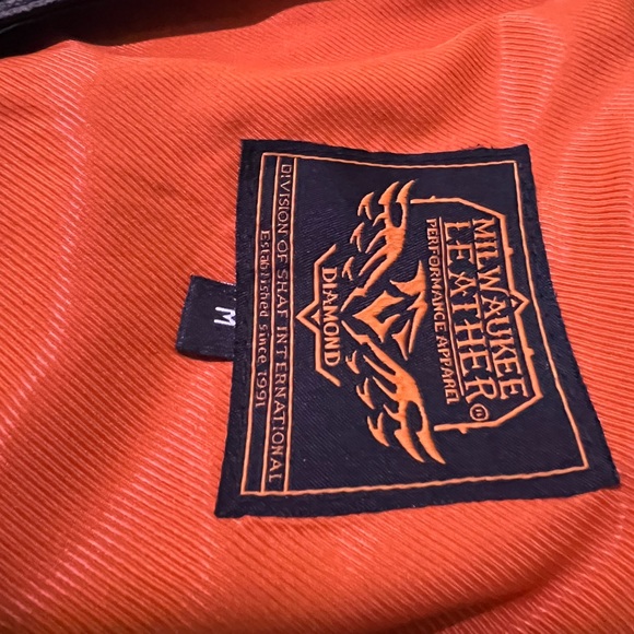 Milwaukee Leather Women's Distress Brown Biker Vest - Picture 4 of 4